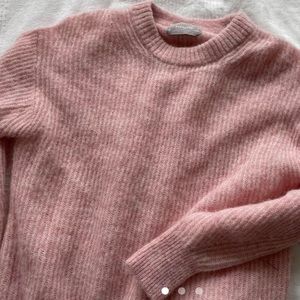 Everlane light pink alpaca wool sweater
